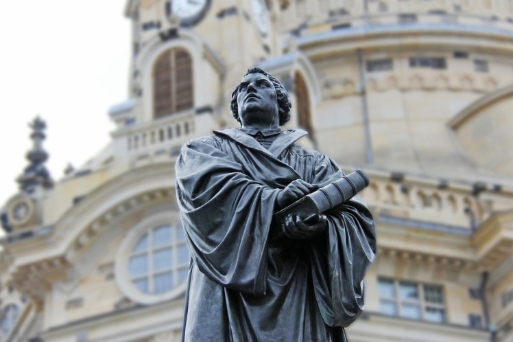martin-luther-617287_1280